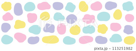 ゆるい楕円形のフレームのベクターイラストセット。シェイプ、装飾 ゆるい楕円形のフレームのベクターイラストセット。シェイプ、装飾 113251982