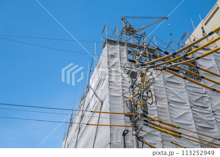 建設現場と分岐した電線防護管 建設現場と分岐した電線防護管 113252949