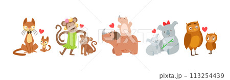 Baby Animal and Their Mom Love Each Other Vector Set 113254439