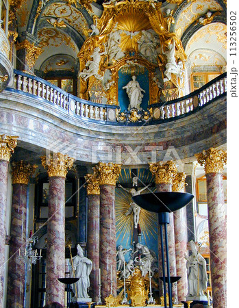 ドイツ　ヴュルツブルグ宮殿　レジデンツ　ホープ教会　主祭壇 113256502
