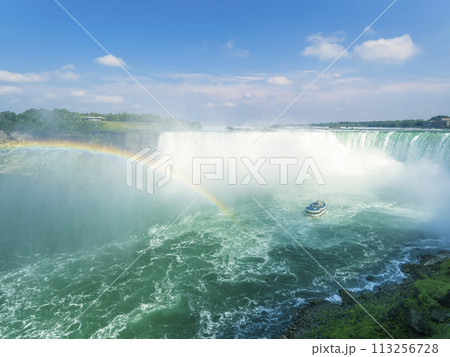 虹のかかるナイアガラフォールズ (カナダ滝) / Niagara Falls 虹のかかるナイアガラフォールズ (カナダ滝) / Niagara Falls 113256728