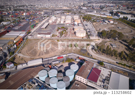 Storage tanks for liquefied ga Storage tanks for liquefied ga 113258602