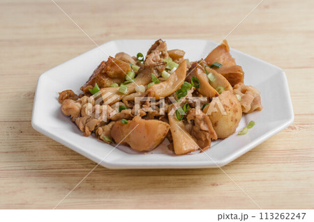 豚肉とジャガ芋とエリンギの炒め物 豚肉とジャガ芋とエリンギの炒め物 113262247