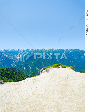 夏の燕岳登山(北燕岳~燕岳) 夏の燕岳登山(北燕岳~燕岳) 113262392