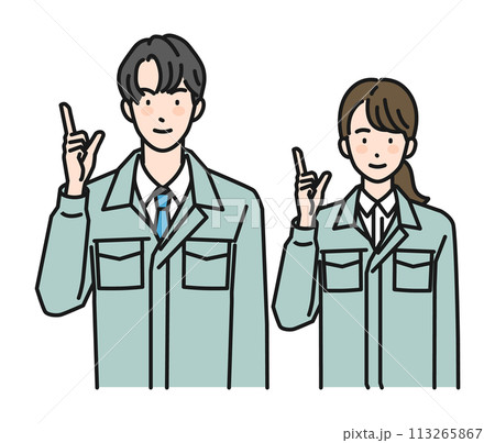 指差しポーズをする作業服姿の男性と女性（上半身） 113265867