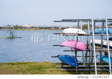 木場潟公園内のカヌー競技場に保管されたカヌー｜カヌーイメージ｜小松イメージ｜石川県小松市 113267327