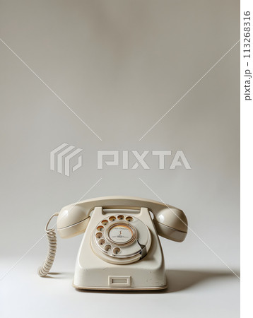 Vintage Vibes: Retro Phone Nostalgia Against a Clean White Background 113268316