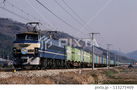 1989年　山陽本線を走るEF66牽引のスーパーライナー 113275409