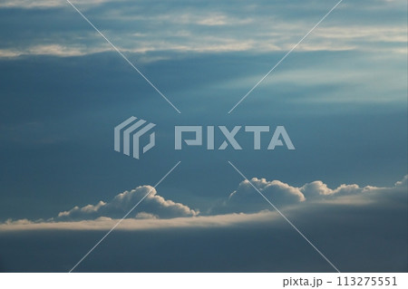 夕方の空と幻想的な雲・初夏・望遠・空限定・230723pm 夕方の空と幻想的な雲・初夏・望遠・空限定・230723pm 113275551