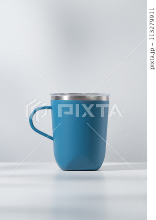 Blue tumbler 113279911