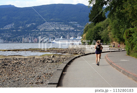 Seawall of Stanley Park in Vancouver, Canada Seawall of Stanley Park in Vancouver, Canada 113280183