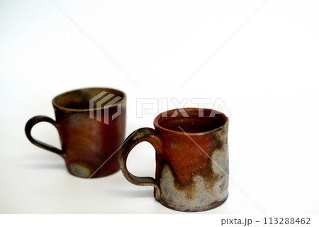 備前焼の空のコーヒーカップ 備前焼の空のコーヒーカップ 113288462