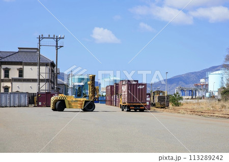 敦賀市、敦賀港オフレールステーション(旧敦賀港駅) 敦賀市、敦賀港オフレールステーション(旧敦賀港駅) 113289242