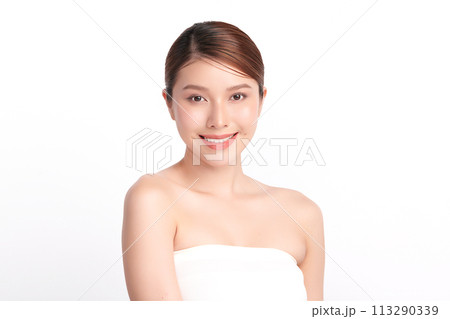 Beautiful young asian woman with clean fresh skin on white background, Face care, Facial treatment, Cosmetology, beauty and spa, Asian women portrait. 113290339