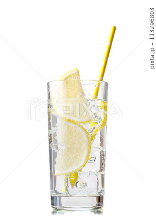 Gin tonic cocktail with ice in glass 113296803