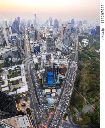 Aerial view of Lumpini district at sunet in Bangkok, Thailand Aerial view of Lumpini district at sunet in Bangkok, Thailand 113297983
