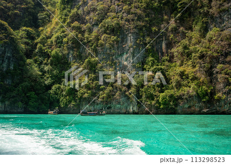 プーケットから訪れることのできるピピ諸島の絶景 113298523