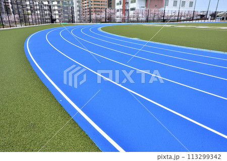 陸上トラック 陸上 トラック アスリート アスリート競技場 スポーツイメージ風景 陸上トラック 陸上 トラック アスリート アスリート競技場 スポーツイメージ風景 113299342