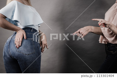 Woman showing her curves 113301404