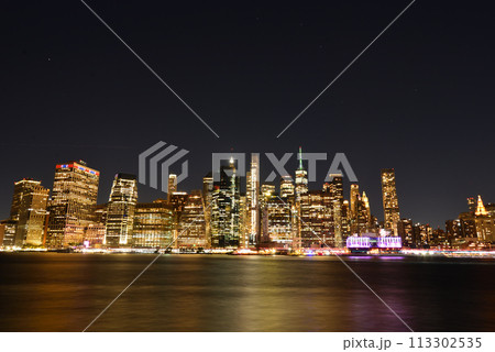 ニューヨークの100万ドルの夜景  113302535