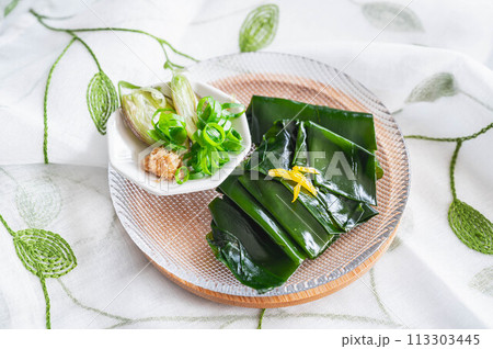 昆布の刺身と薬味 昆布の刺身と薬味 113303445