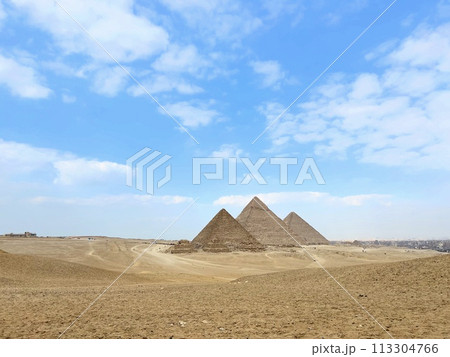 エジプトのピラミッド エジプトのピラミッド 113304766