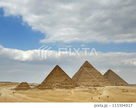 エジプトのピラミッド 113304817