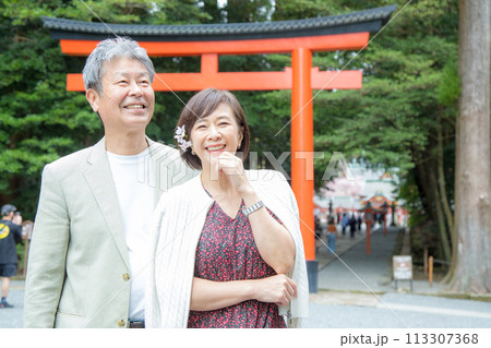 シニア夫婦 神社巡り 鹿児島旅行 桜島 シニア夫婦 神社巡り 鹿児島旅行 桜島 113307368