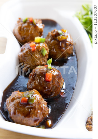 おいしい黒酢肉団子のテイクアウト 113307607