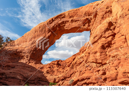 South Window Arch in Arches National Park in Utah South Window Arch in Arches National Park in Utah 113307640