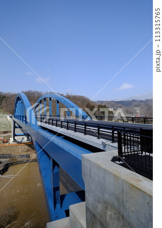2024年開通した笠倉壁田橋、建築 113315765