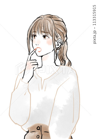 上を見て考える若い女性 上を見て考える若い女性 113315915