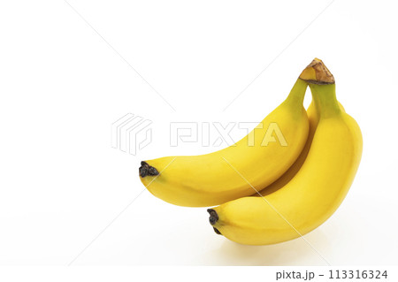 白バックのバナナ 113316324