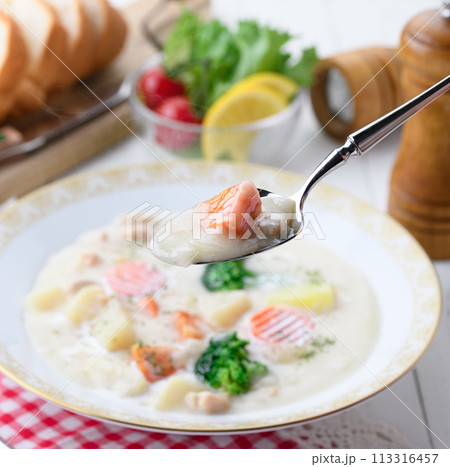 クリームシチュー 113316457