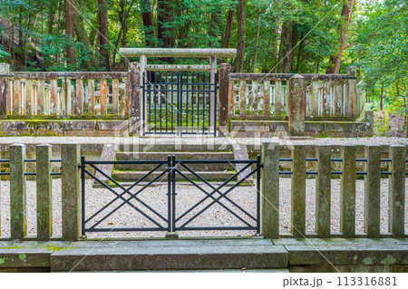 奈良県吉野町　第九十六代後醍醐天皇　塔尾陵 113316881