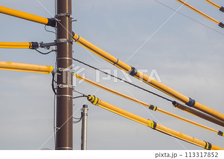 電線防護管　電線カバー 113317852