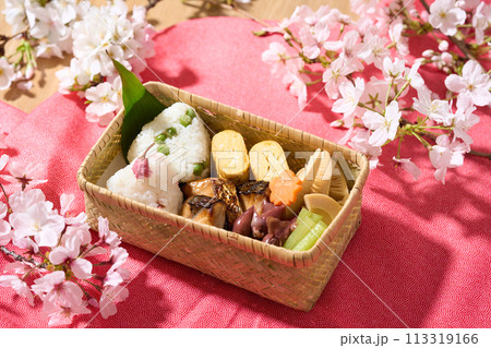 お花見弁当 113319166