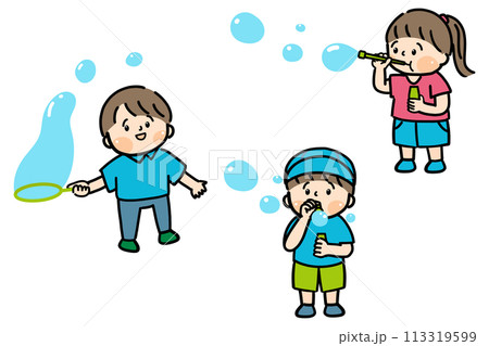 シャボン玉で遊ぶ3人の子どもたちのイラスト 113319599
