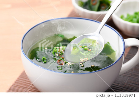 わかめスープ わかめスープ 113319971