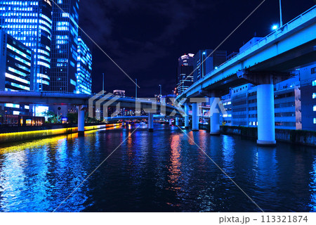 大阪　中之島の夜景 113321874