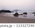 Waves on reefs 113327290