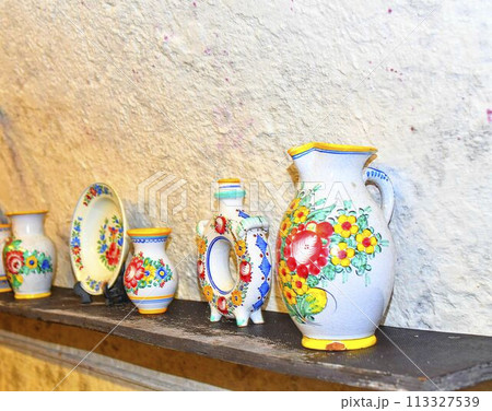 Tupesy majolica. Typical Tupesy ceramics on shelf Tupesy majolica. Typical Tupesy ceramics on shelf 113327539