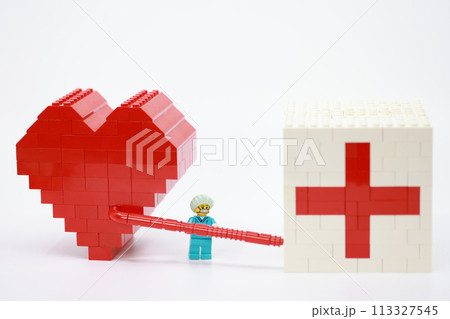 blood transfusion is processing by workers blood transfusion is processing by workers 113327545