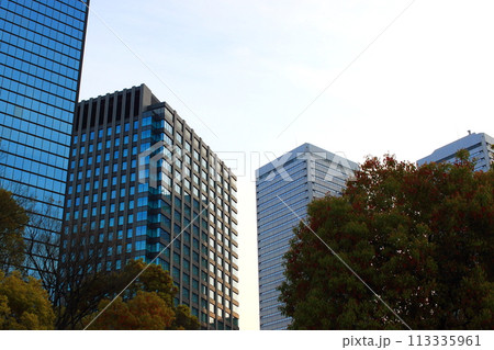 早朝 大阪の街並み 早朝 大阪の街並み 113335961