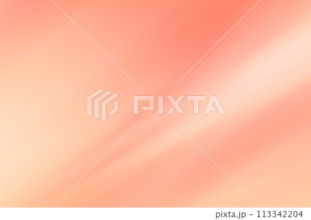 うす赤色の流れるようなライン背景　グラデーション 113342204