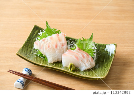 真鯛の刺身 真鯛の刺身 113342992