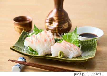 真鯛の刺身 真鯛の刺身 113342998