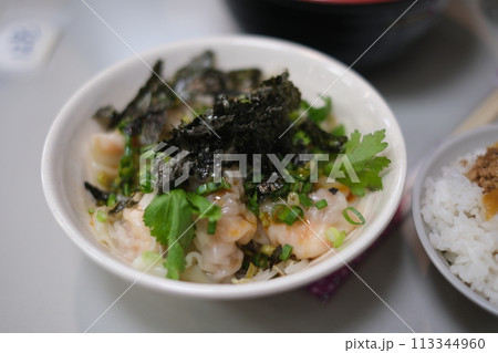 台湾 花蓮名物グルメワンタン 台湾 花蓮名物グルメワンタン 113344960