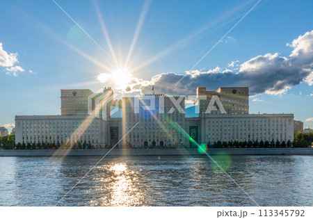 View of the Ministry of Defence of Russian Federation, and Moscow river embakmen View of the Ministry of Defence of Russian Federation, and Moscow river embakmen 113345792