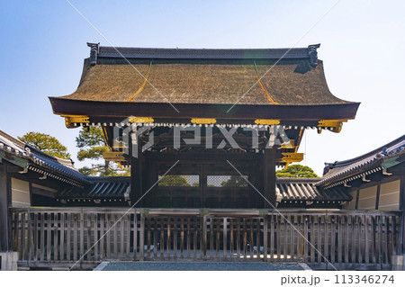 京都御所　宜秋門 113346274